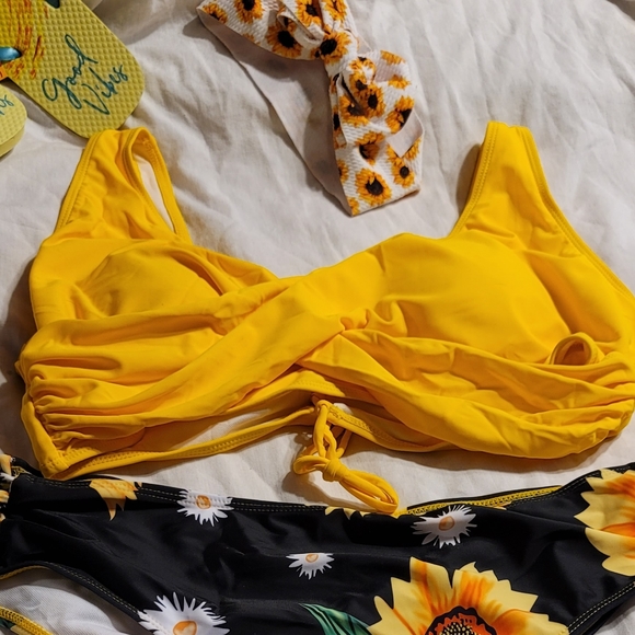 NWT PLUS SIZE ADJUSTABLE SIZING SUNFLOWER BIKINI TOE SIDE TIE BACK - Picture 2 of 8